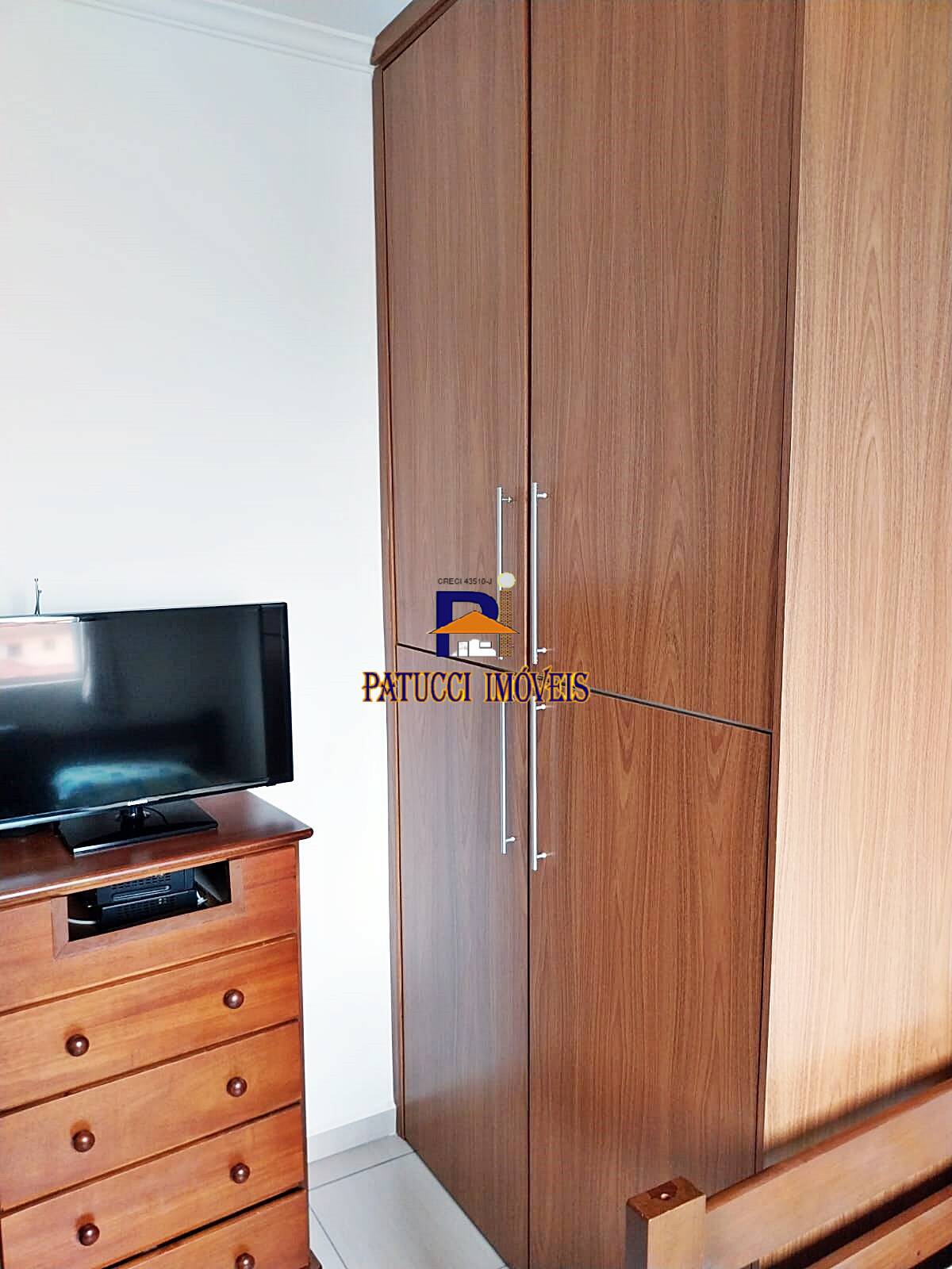 Apartamento à venda com 2 quartos, 61m² - Foto 13