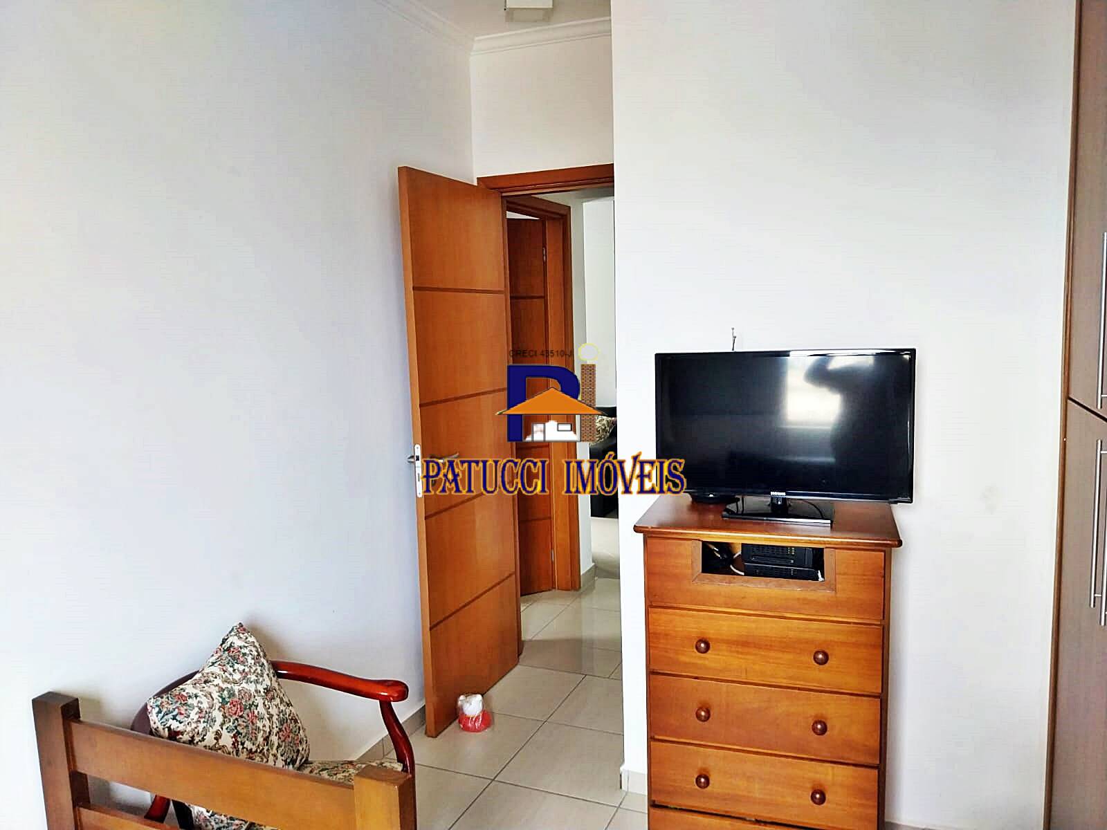 Apartamento à venda com 2 quartos, 61m² - Foto 14